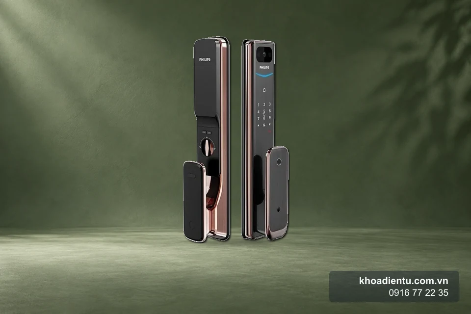 Khóa cửa vân tay Philips Alpha V -5HW trên nền studio xanh trầm