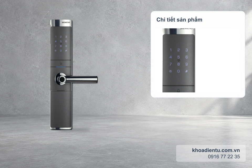 Khóa cửa vân tay Siemens L312 (Đức) trên nền studio bê tông sáng, kèm ô phóng to chi tiết
