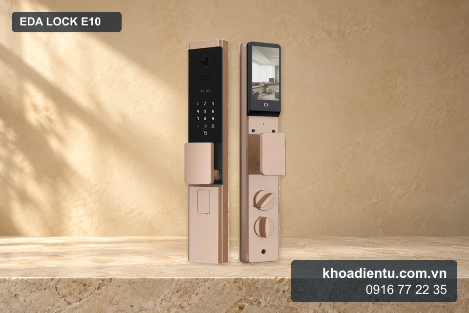 Bộ khóa Eda Lock E10 màu champagne trong studio