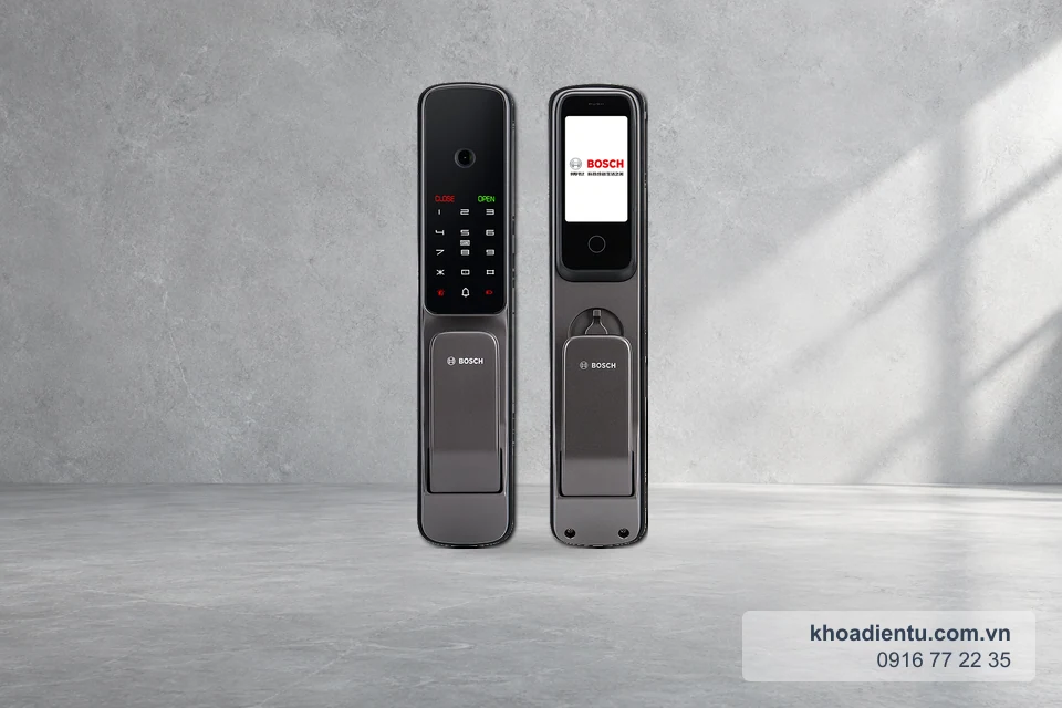 Khóa nhận diện khuôn mặt Bosch EL400VF (Đức) trên nền studio bê tông sáng