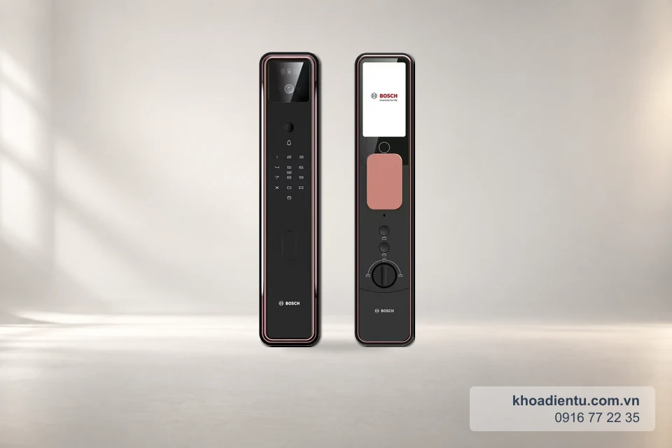 Khóa nhận diện khuôn mặt Bosch FU8 Plus (Đức) trên nền studio trắng kem