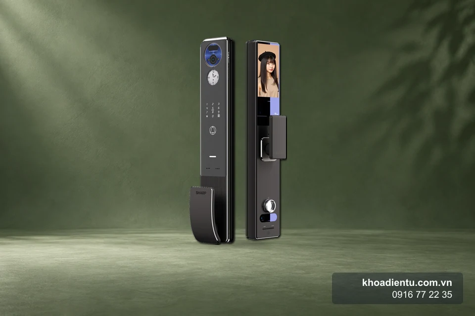 Khóa nhận diện khuôn mặt Sharp H4-FV (Nhật) trên nền studio xanh trầm