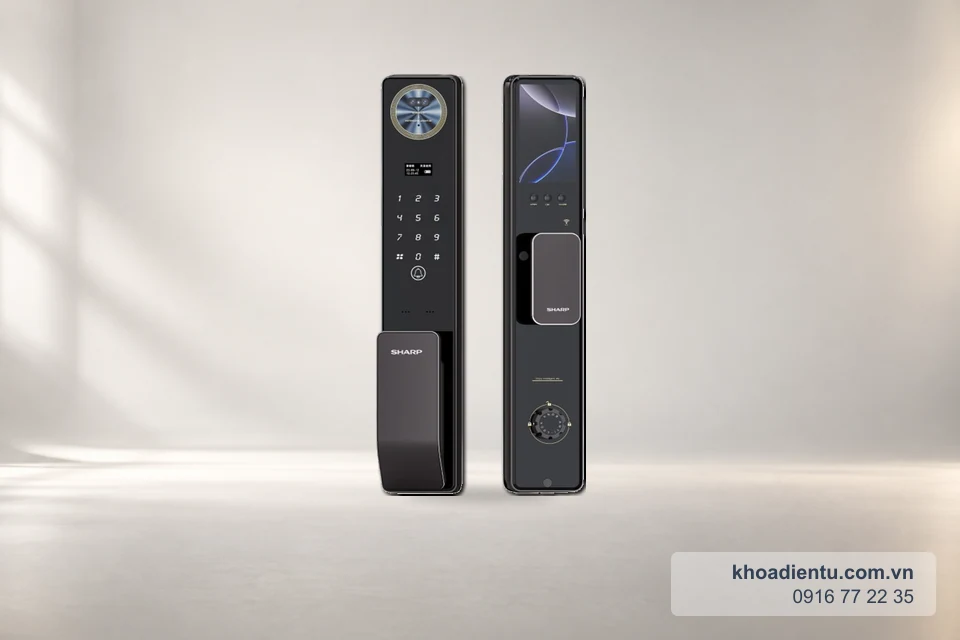 Khóa nhận diện khuôn mặt Sharp S7-FV trên nền studio trắng kem