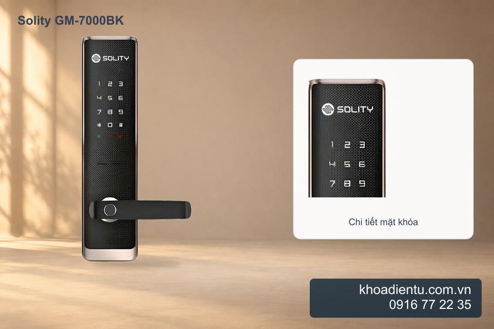 Khóa Cửa Vân Tay Điện Tử Solity GM-7000BK trong studio be với ánh sáng ấm, chi tiết phóng to từ ảnh gốc